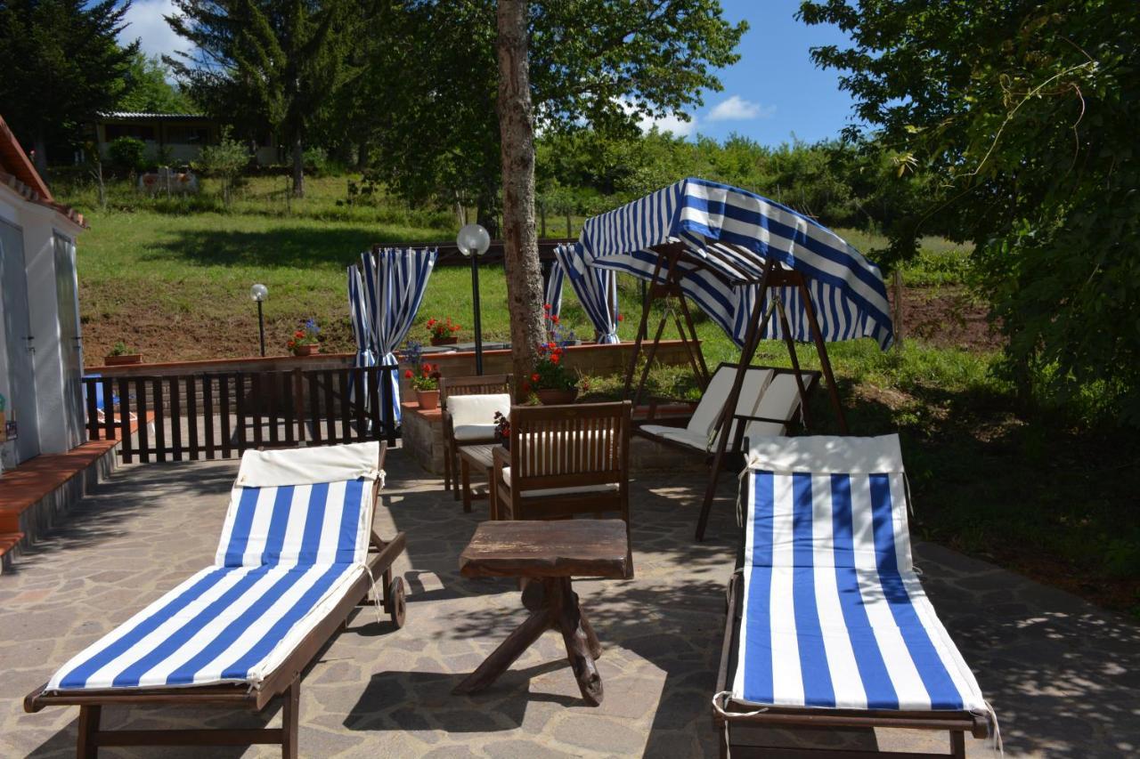 Bed And Breakfast Margherita & Home Restaurant Gerano Esterno foto